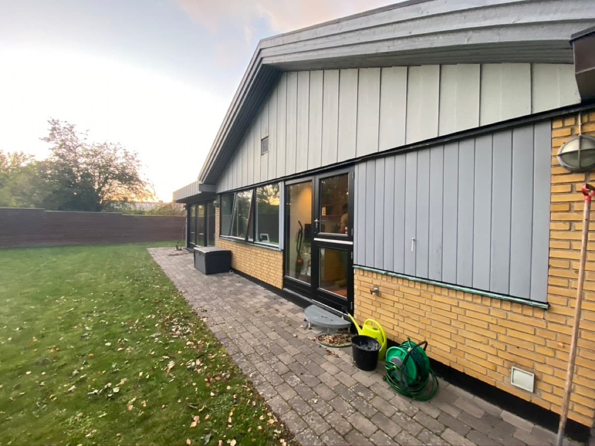 Ståltag på bungalow i Albertslund