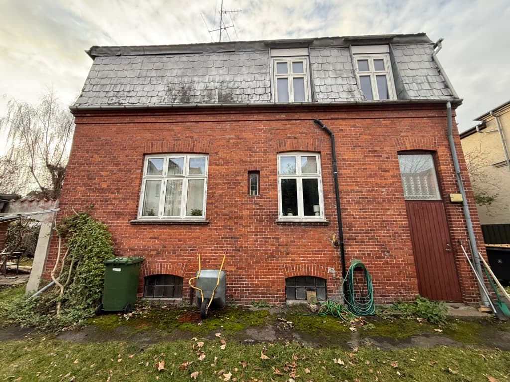 Ståltag på villa i Greve